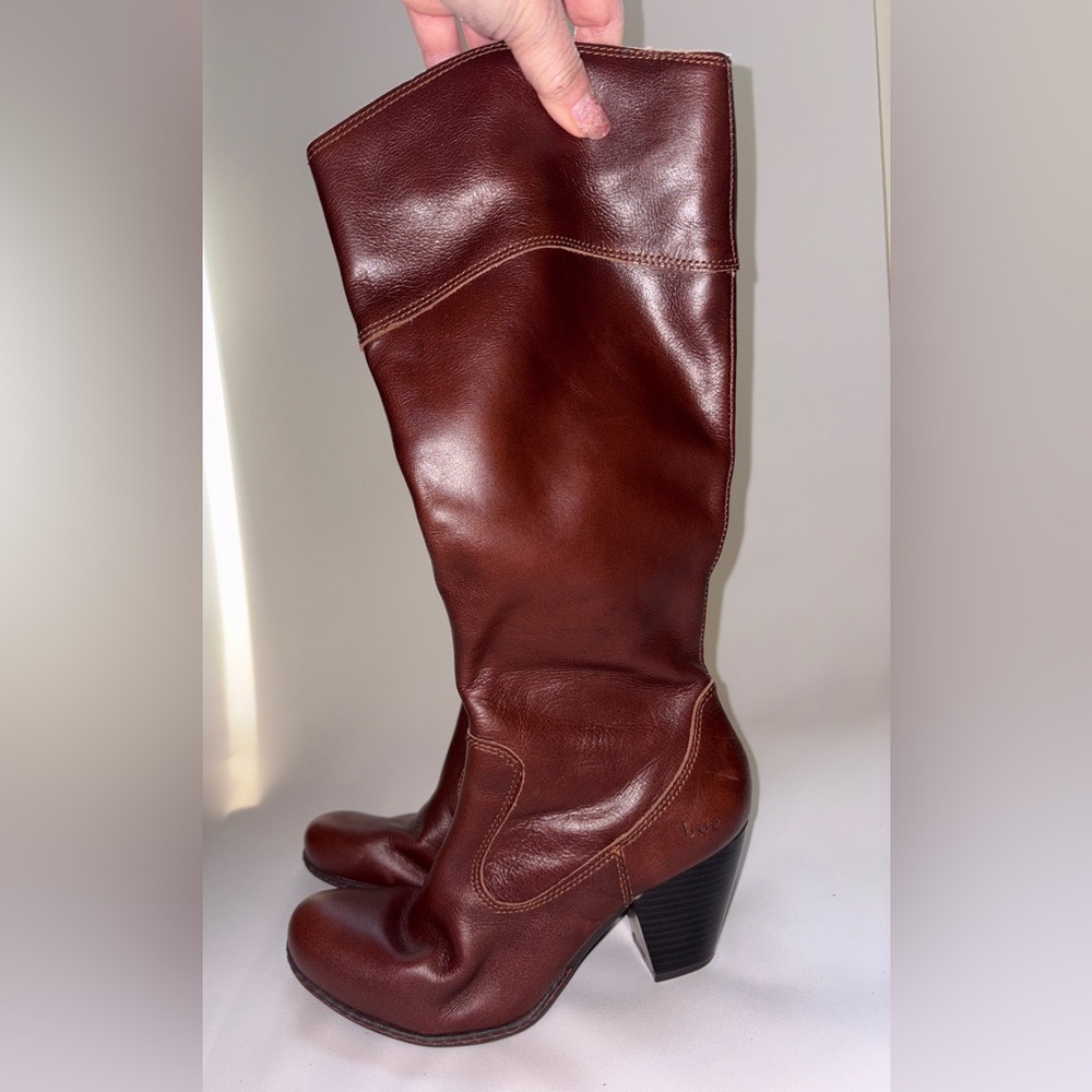 b.o.c. Tall Burgundy Leather Heeled Boots Size 7 - Picture 5 of 11